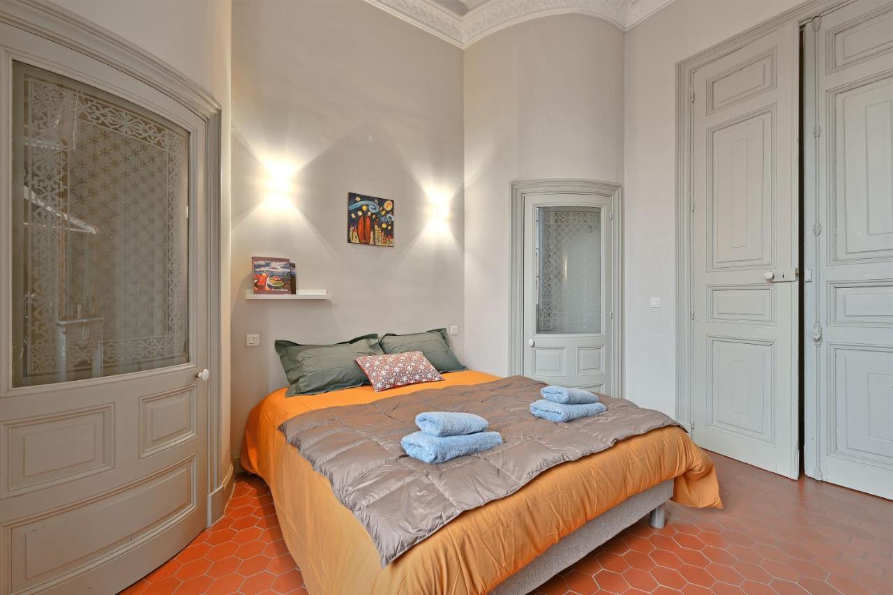 Apartamento Le Vieux Sextier - Ac Clim - Lumineux - Wifi - Hypercentre Aviñón Exterior foto